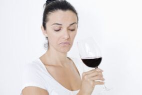 woman drinking wine how to give up