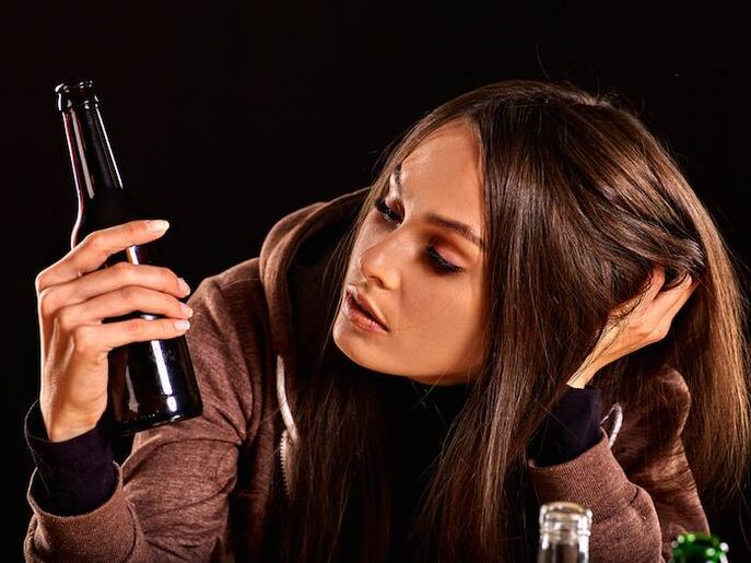A girl with a bottle how to get rid of addiction